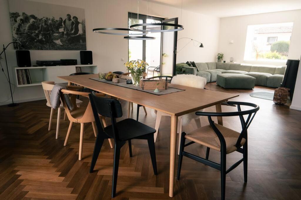 Eifel21 - Stilvolles Haus In Der Vulkaneifel Bleckhausen Eksteriør bilde